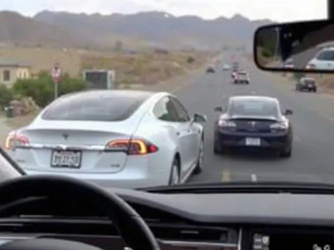 Tesla on Autopilot stopped before deadly Mesa crash, filing shows