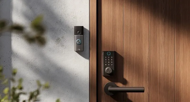 Ring Smart Lock: Recharge a Dead Battery by Turning a Dial