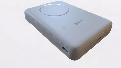 Belkin BoostCharge Slim Magnetic Power Bank 10K review: the ultra-thin magnetic battery