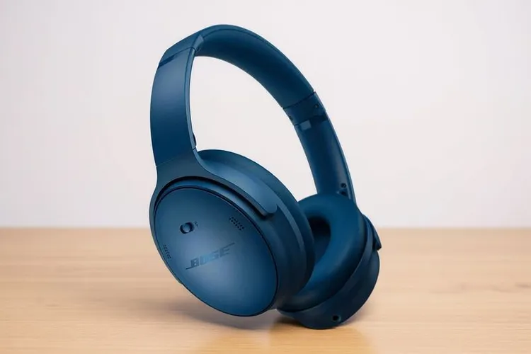 Bose QuietComfort Headphones (Twilight Blue) at $169 at Best Buy (was $359): 53% off