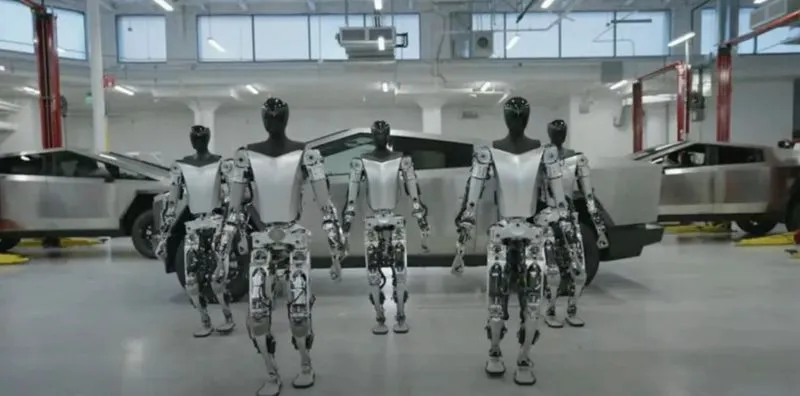 Tesla Optimus: Hundreds Built Weekly, AI Still Limited Sep 2026