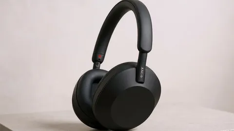 Sony WH-1000XM5 (nere) a 199 € da MediaWorld (invece di 349,99 €): −43%