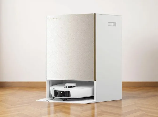 Dreame Matrix10 Pro robot vacuum-mop at €549 at Boulanger (was €999): 45% off