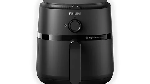Philips Airfryer Serie 1000 4,2 L a 54,99 € da MediaWorld (prima 89,99 €): −39%