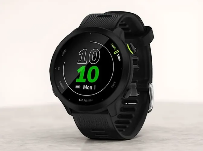 Garmin Forerunner 55 a 119 € da MediaWorld (prima 169,99 €): −30%